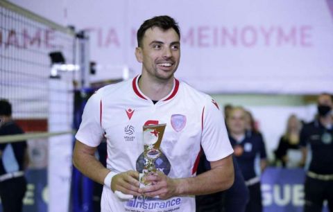 Ο Ιβάν Ράιτς τιμήθηκε MVP Βίκος Cola